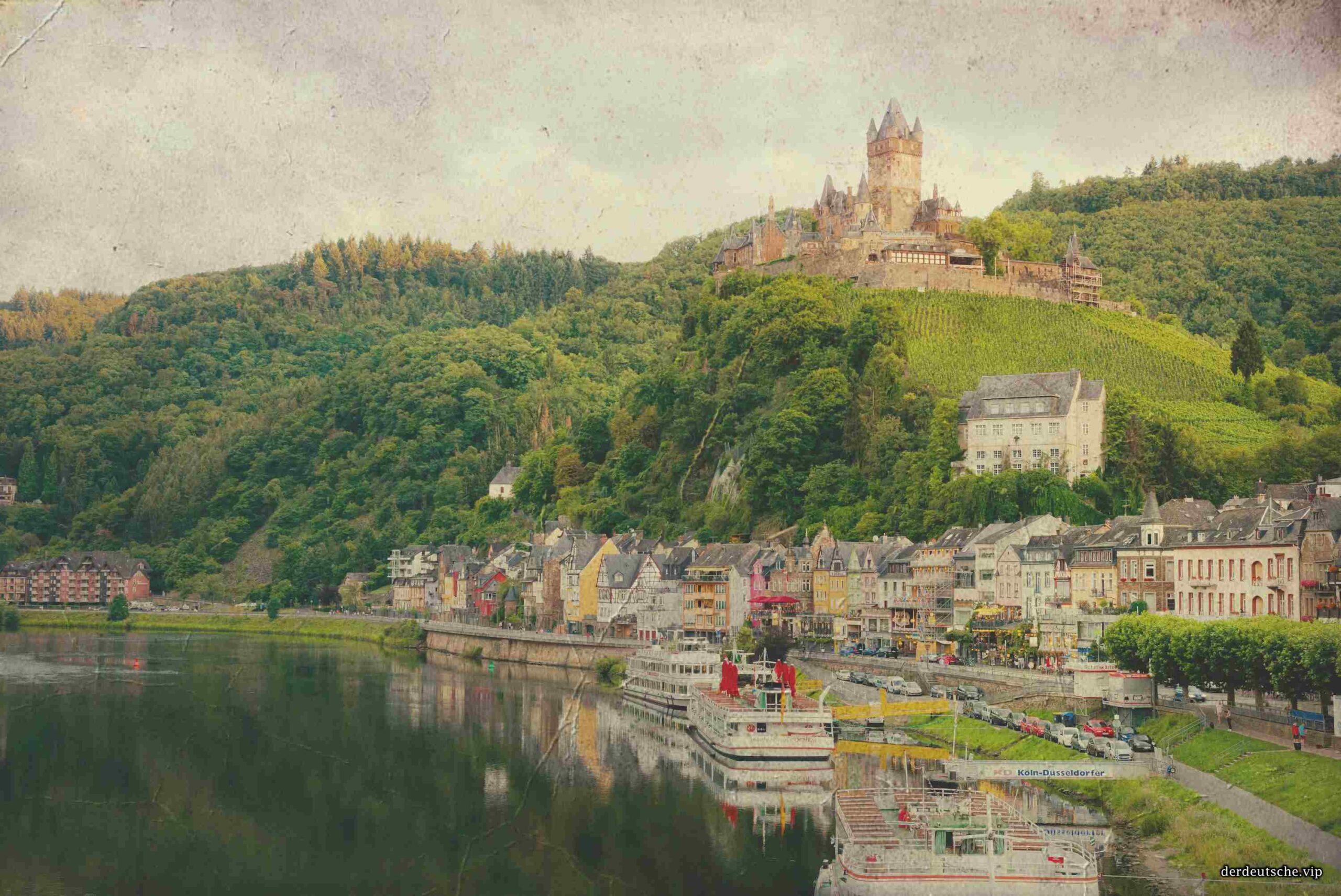 Niedrigwasser auf dem Rhein sorgt dafür, dass Binnenschiffer plötzlich Wetterberichte lesen wie andere Leute Aktienkurse Niedrigwasser auf dem Rhein sorgt dafür, dass Binnenschiffer plötzlich Wetterberichte lesen wie andere Leute Aktienkurse